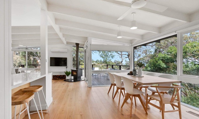McCrae House | Coastal Hideaway McCrae
