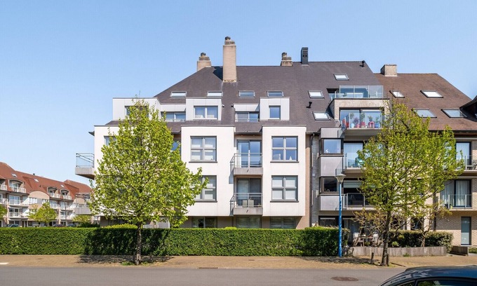 Koksijde-Bad Apartment | Coastal Retreat with Balcony