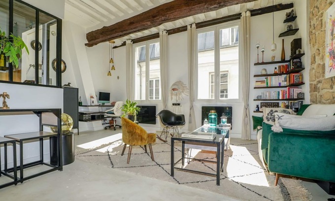 Marais Villa | Cocon Quarters - One Bedroom Villa, Sleeps 2