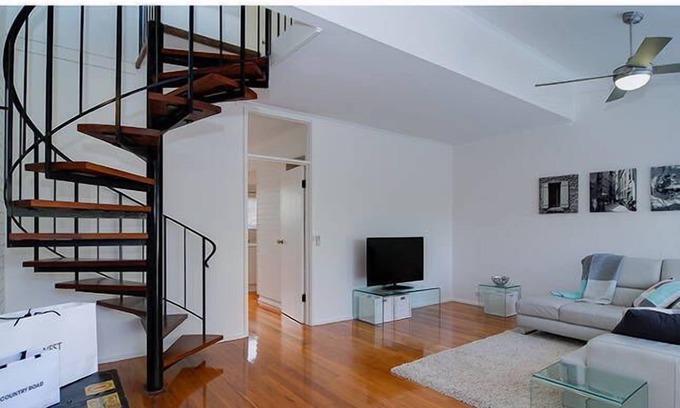 Norwood House | Coke Street Townhouse