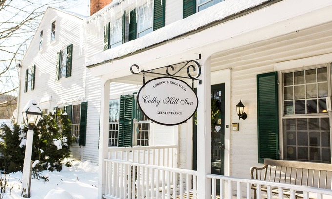 Henniker Hotel | Colby Hill Inn