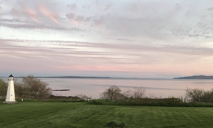 Searsport House | Colcord Cottage- quintessential oceanfront cottage