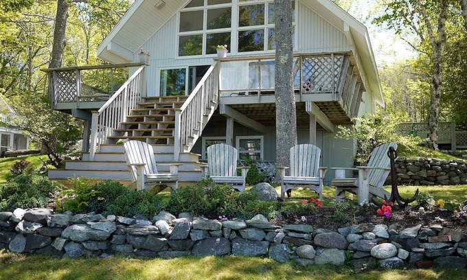 Salsbury Cove Ski Chalet | Cole Cottage - waterfront chalet-style 2BR, weekly or monthly near Bar Harbor