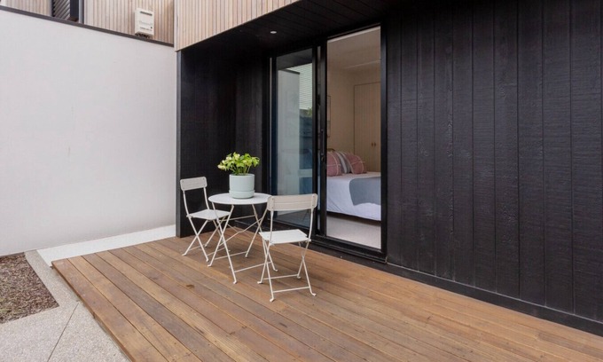 Barwon Heads House | Colite Luxury Barwon Heads; Sleeping 8, Rooftop Deck, Walk to the beach and shops