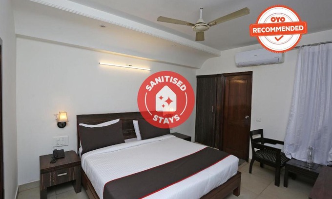 Bullawala Hotel | Collection O 75007 Valley Plaza On Dilla Ram Chowk Rajpur Road