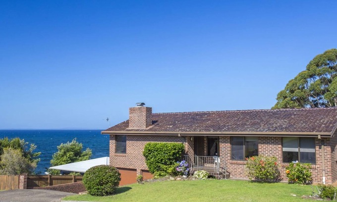 Mollymook House | Collers Beachside Mollymook