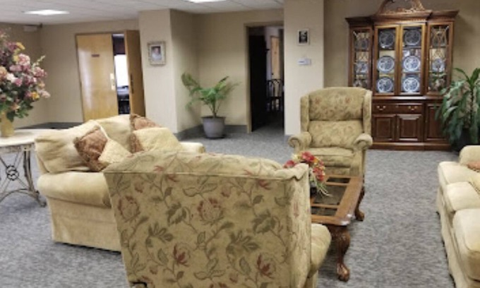 Collins Hotel | Collins Inn & Suites