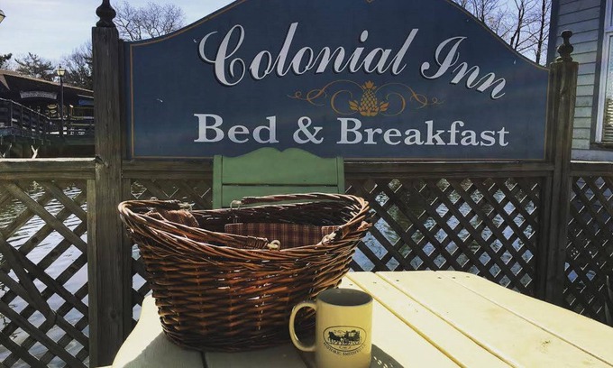 Smithville Bed & Breakfast | Colonial Inn