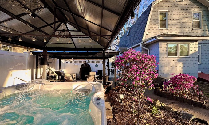 Stratford House | Colonial Retreat - Private Hot Tub, Fenced Yard, Cozy Amenities