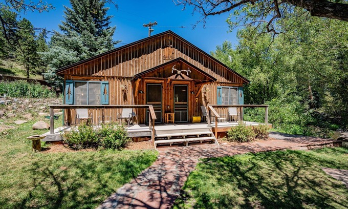 Evergreen Cabin | Colorado Bear Creek Cabin 8