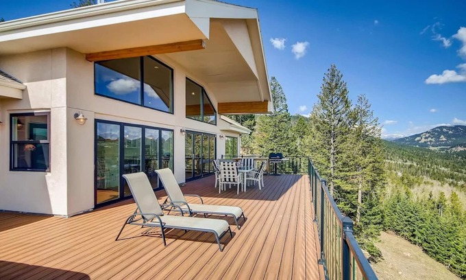 Morrison House | Colorado Mountain Villa