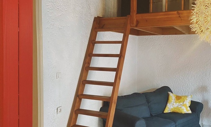 Malia House | Colourful Cottage in the old village, close to everything & 15min walk to beach