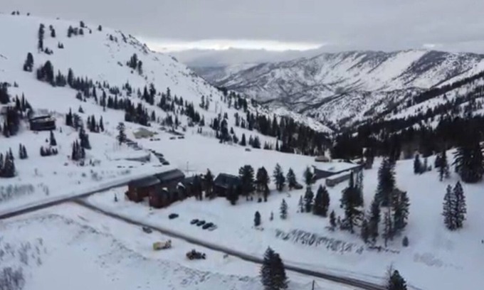 Powder Mountain Apartment | Columbine Inn 104 ski-in ski-out Powder Mountain hotel room for up to 4 guests