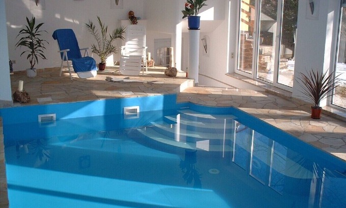 Wingendorf Apartment | Comfortable apartment with swimming pool and sauna in a quiet location