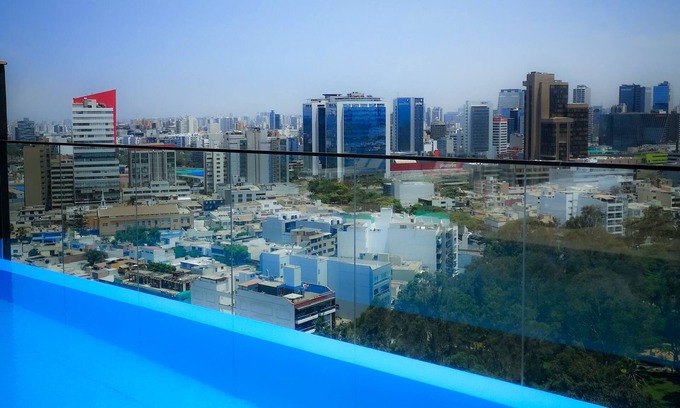 Surquillo Apartment | Comfort and luxury apartment with infinite pool, financial area San Isidro, Lima