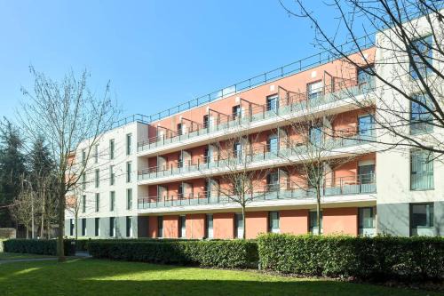 Saint-Cyr-l'Ecole Hotel | Comfort Aparthotel Versailles, St Cyr l'Ecole