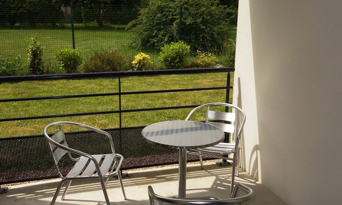 Pont-l'Abbe Apartment | Comfort apartment in residence in Pays Bigouden