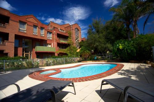 Fitzroy Hotel | Comfort Apartments Royal Gardens