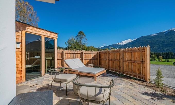 Schonbach Apartment | Comfort and relaxation with sauna and terrace