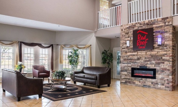 Dumas House | Comfort & Convenience! Pool, Pets Allowed, Near Window on the Plains Museum!