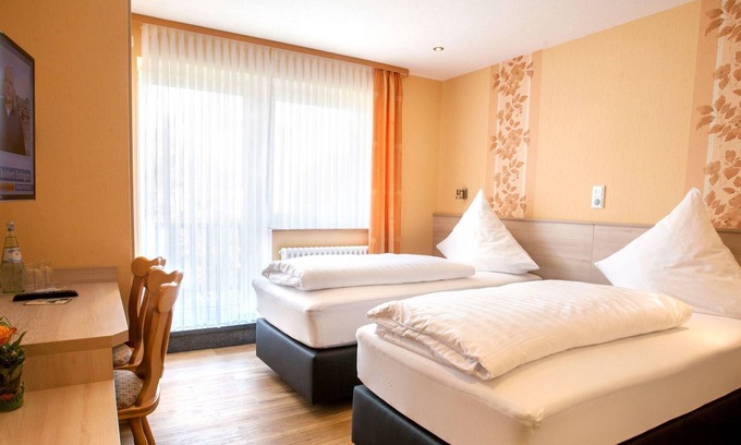Winterspelt House | Comfort Double Room - Hotel-Restaurant Haus Hubertus