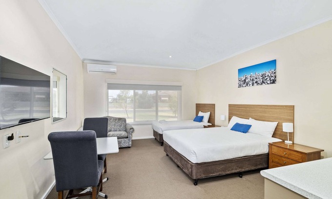 Hay South Hotel | Comfort Inn Bishops Lodge