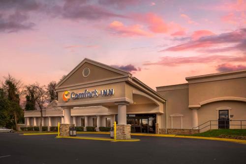 Charlottesville Hotel | Comfort Inn Monticello