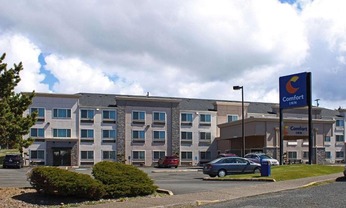 Newport Hotel | Comfort Inn Newport