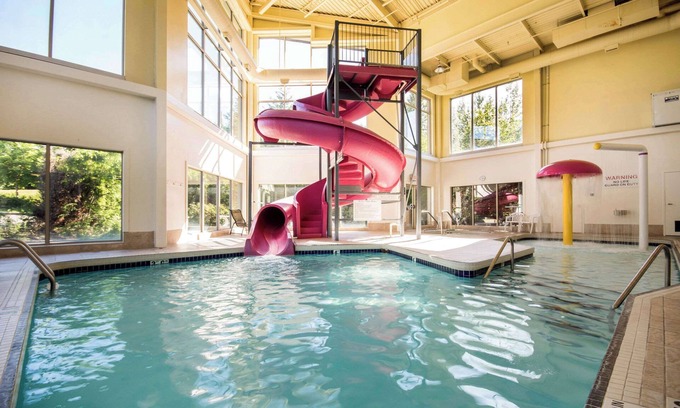 Langley Hotel | Comfort Inn & Suites