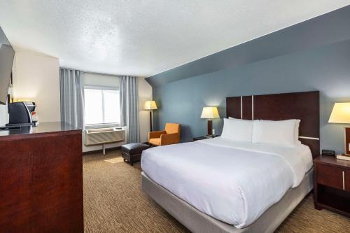 Yorkton Hotel | Comfort Inn & Suites