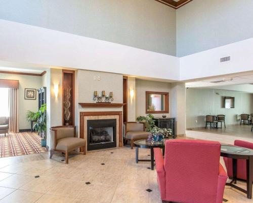 Madisonville Hotel | Comfort Inn & Suites Madisonville