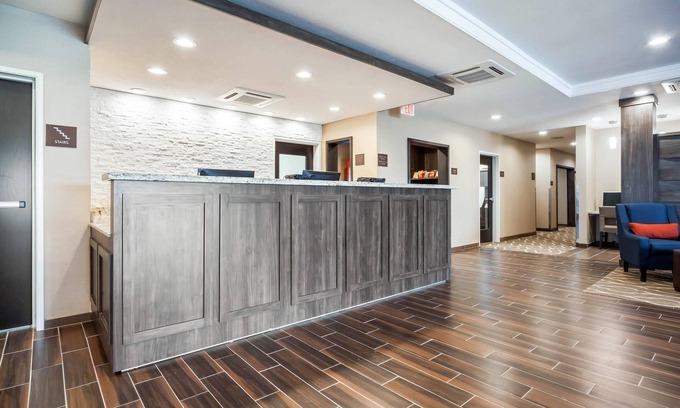 North Platte Hotel | Comfort Inn & Suites North Platte