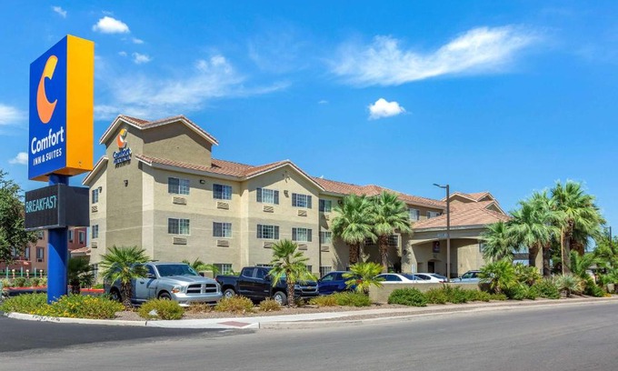 Cortaro Hotel | Comfort Inn & Suites North Tucson Marana