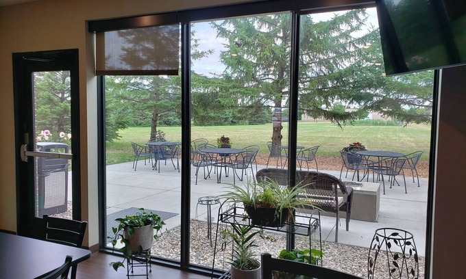 Mankato Hotel | Comfort Inn & Suites North Mankato
