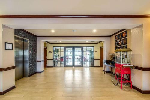 Panama City Hotel | Comfort Inn & Suites Panama City North