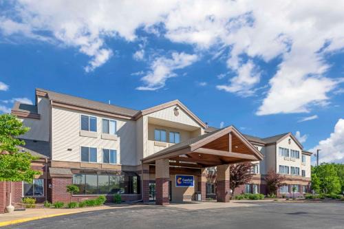 New Lisbon Hotel | Comfort Inn & Suites