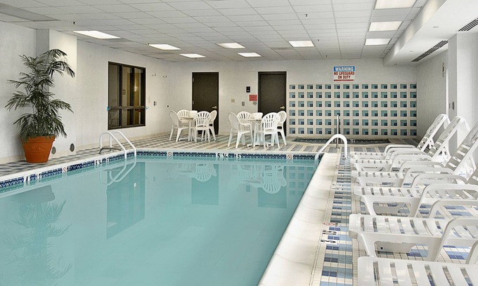 Voorhees Hotel | Comfort Inn & Suites Voorhees/Mt. Laurel
