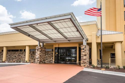 South Central Omaha Hotel | Comfort Inn SW Omaha I-80