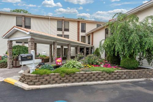 Milnesville Hotel | Comfort Inn