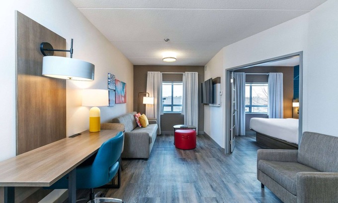 Westminster Hotel | Comfort Suites London