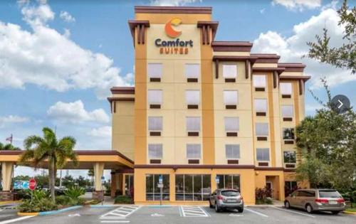 Orlando Hotel | Comfort Suites Orlando Airport