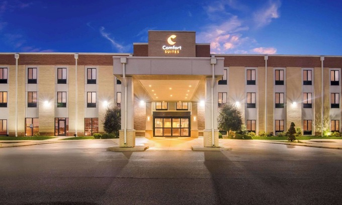 Rensselaer Hotel | Comfort Suites Rensselaer near Fair Oaks