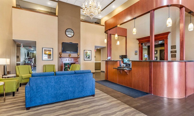 South Point Hotel | Comfort Suites South Point - Huntington