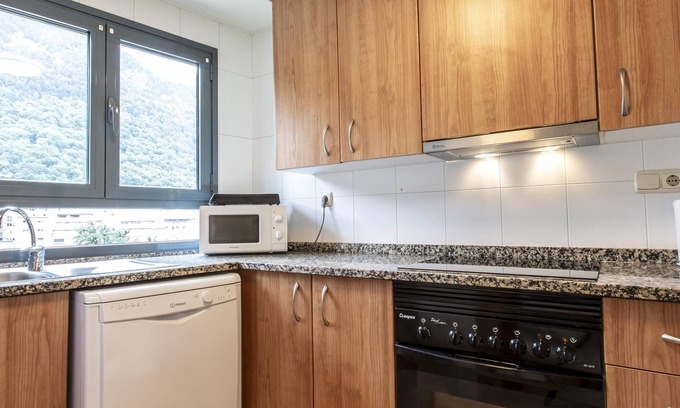 Les Escaldes Apartment | Comfort Valira South