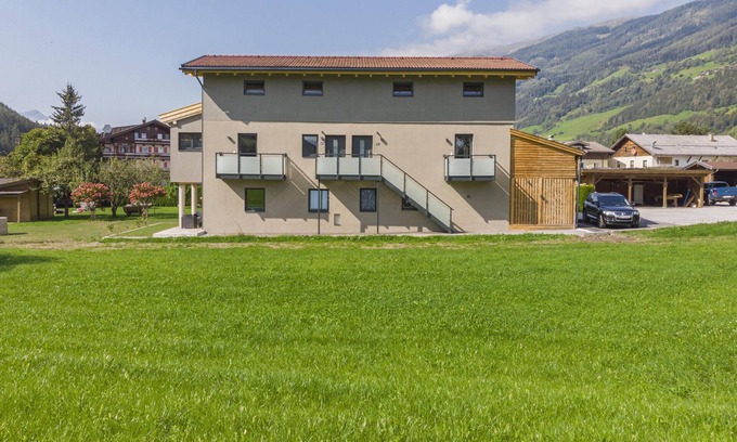 Muhlbach im Pinzgau Apartment | Comfortable holiday apartment near the ski lift