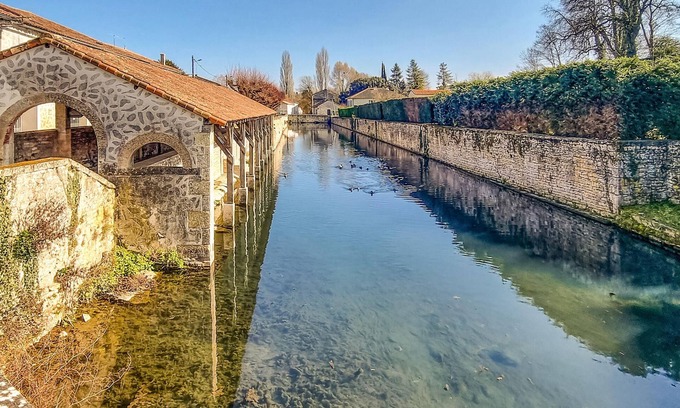 Verteuil-sur-Charente House | Comfortable and artistic cottage centrally located in Verteuil-sur-Charente.