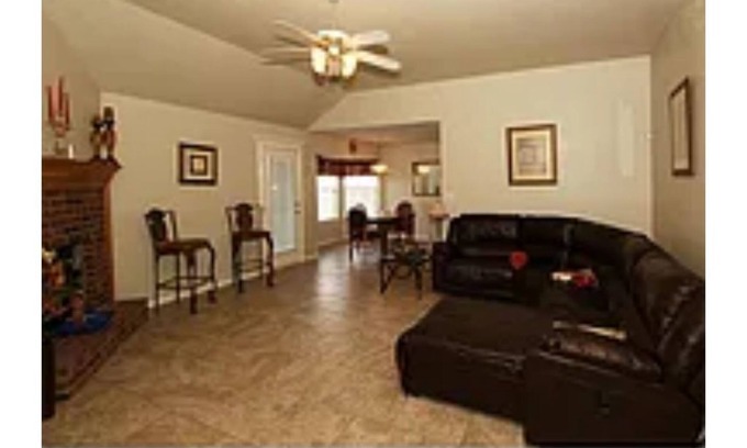 Rogers County House | Comfortable 1/2 acre home for your leisure