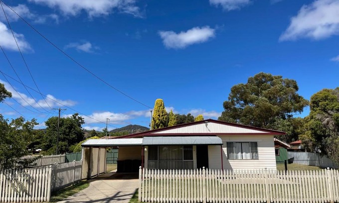 Central Mudgee House | Comfortable 2-Bedroom home in Mudgee - Rest Easy Mudgee