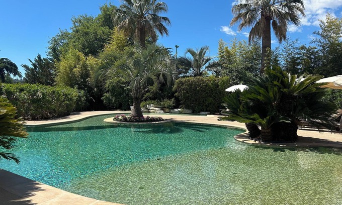 Carros Villa | Comfortable air-conditioned villa with private garden, swimming pool