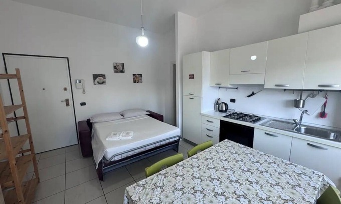 Cagnola Apartment | Comfortable apartment 5km from the center